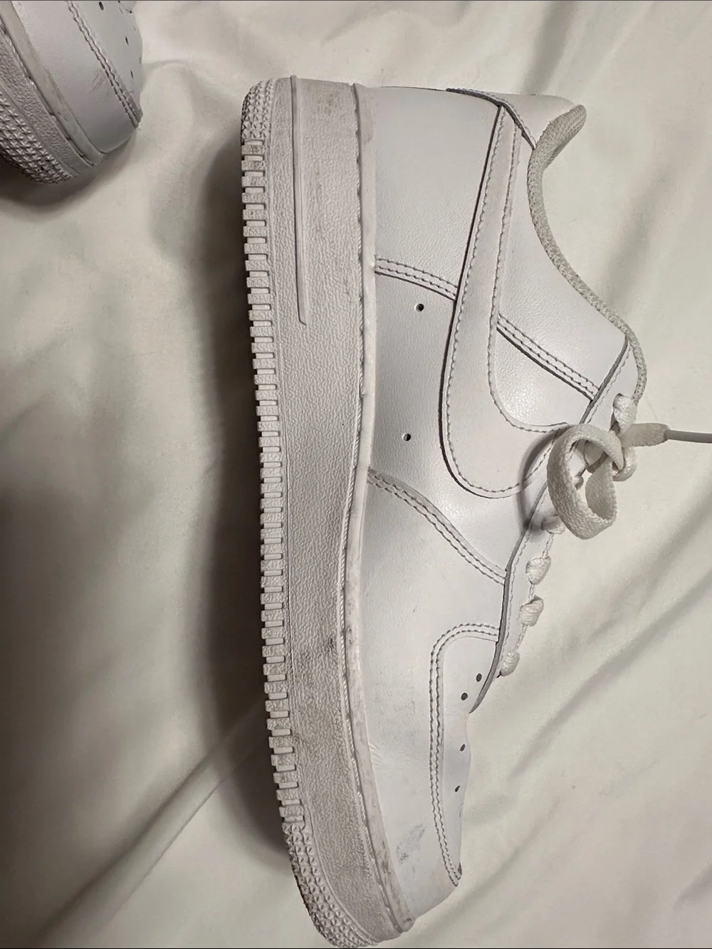Nike White Women’s Air Force 1 Low Sneakers